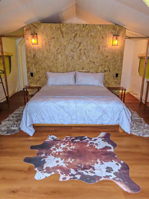 Deluxe Cabin, Mountain View