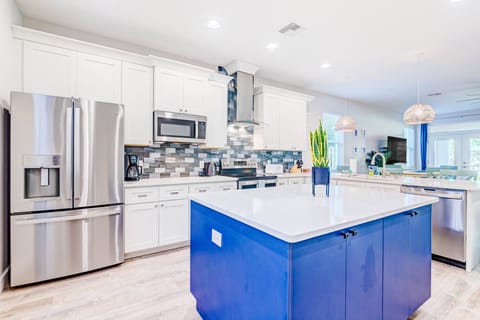 Kitchen island- perfect for preparing your favorite meals