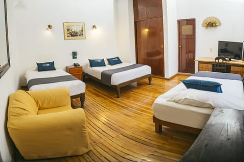 Family Quadruple Room | 1 bedroom, hypo-allergenic bedding, in-room safe, desk