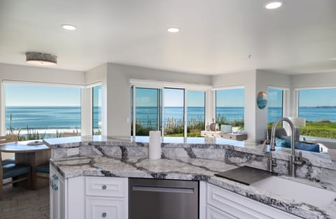 Kitchen View-Breathtaking!