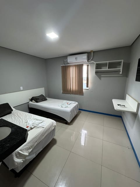 Economy Twin Room, City View | WiFi (free)