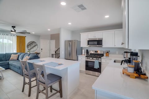 House (4 Bedrooms) | Interior