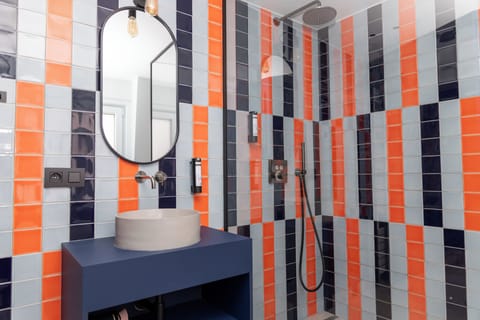 Family Room | In-room safe, free WiFi