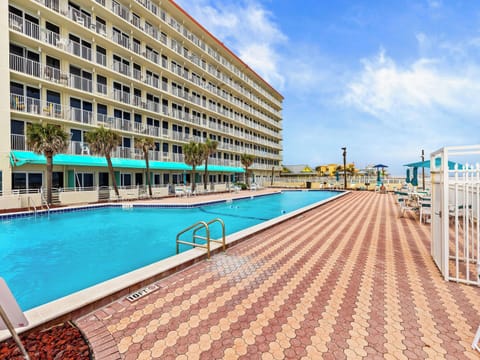 Welcome to Harbour Beach Resort 205