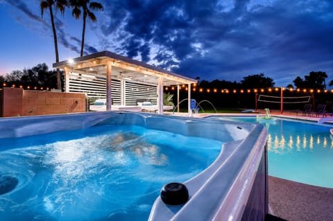 Scottsdalestays Sweetwater 8 BR Multimillion Estate in the best neighborhood.