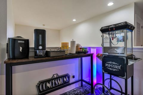 ~ CREATE "CINEMA VIBES" IN YOUR PRIVATE HOME, DON'T FORGET TO ADD TOPPINGS! ~