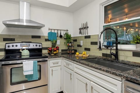 [Full Kitchen] ~ Stove, Oven, Pots and pans, Dishes and silverware, BBQ utensils