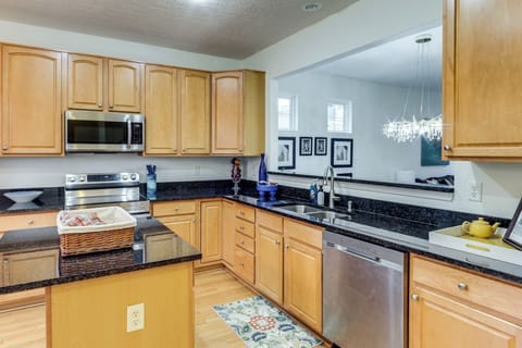 Kitchen | Cooking Basics | Complimentary Spices | 2nd Floor