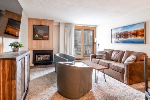 Living Room - Balcony