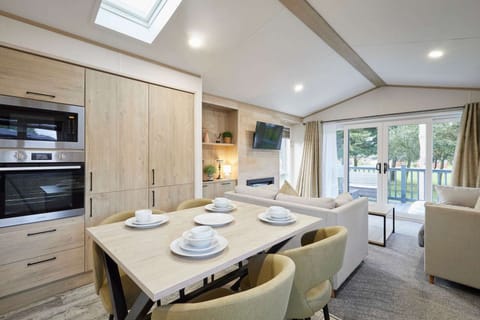 House | 2 bedrooms, Internet