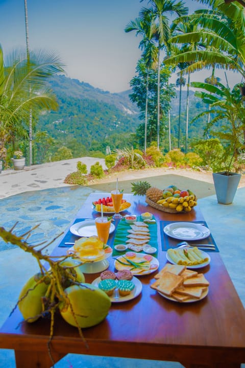 Free daily full breakfast