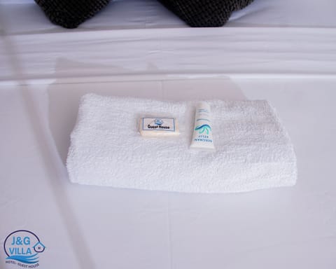 Bathroom amenities