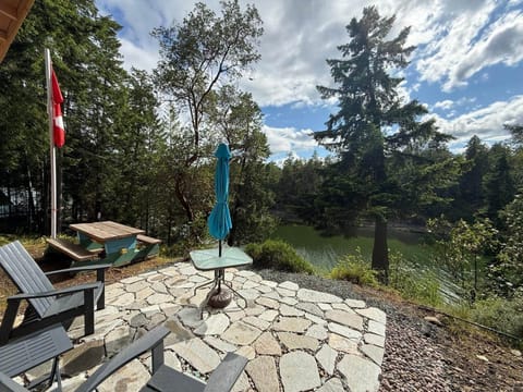 TIGA Flagstone Looking out