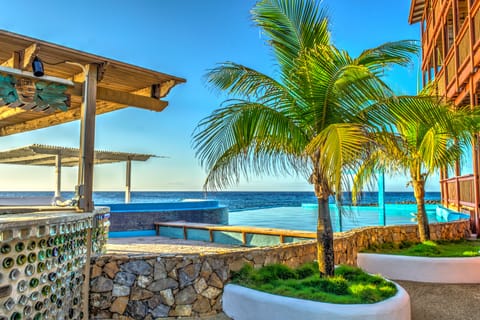 Sundeck