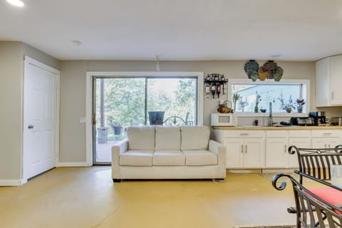 Living Area | Full Sleeper Sofa