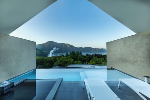 Presidential Villa | Balcony view
