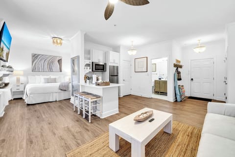 Welcome to "Sandy Pearl' by Stay on 30a.