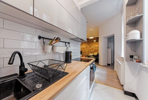 Apartment | Private kitchen | Coffee/tea maker, electric kettle
