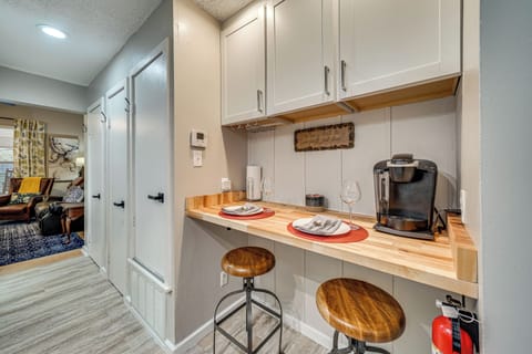 Kitchen | Keurig Coffee Maker | Blender | Wine Glasses