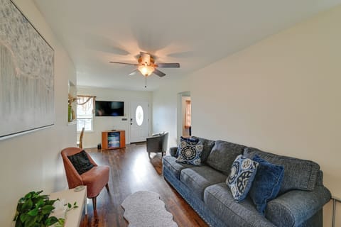 House (3 Bedrooms) | Interior