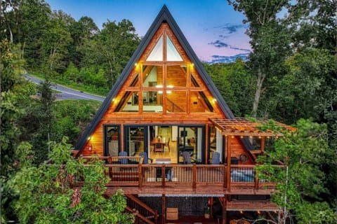 Enjoy your morning coffee on the serene upper deck. Fire up the BBQ for afternoon grilling, and unwind in the hot tub as the sun sets. The lower-level deck features a relaxing lounging area and comes equipped with a golf putting game and cornhole.