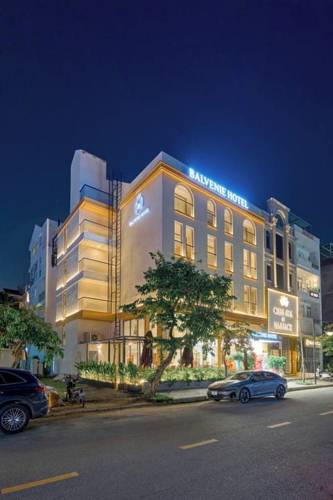 Front of property - evening/night