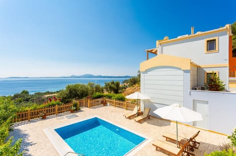 Beautiful villa with private pool and terrace with sea views