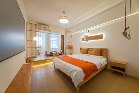 Comfort Double Room | Desk, WiFi (free)
