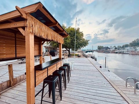 Outdoor tiki bar on the deck! You can sit outside and watch the boats go by all day! You can also dock your boat right at the patio and be out to Lake Huron in a few minutes.