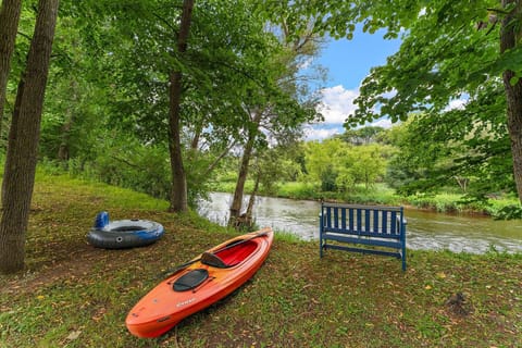 Launch kayaks right from the back yard.