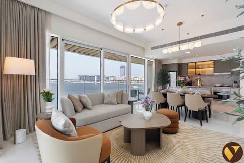 Luxury Apartment, Balcony, Beach View | Living area