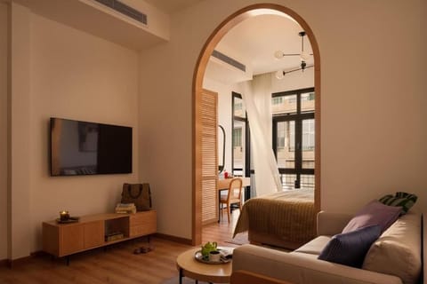 Economy Studio | Living area