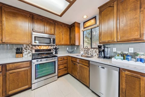 Spacious countertops make meal prep easy, from big family breakfasts to relaxed Tahoe dinners.