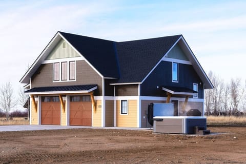 Exterior with Hot tub