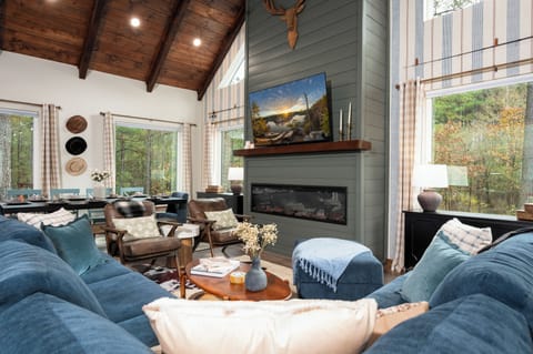 Lounge around or read a book and enjoy the fireplace and panoramic views.
