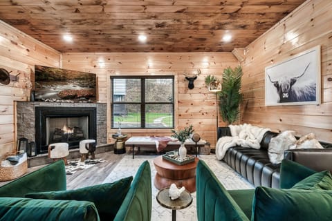 Thoughtfully and elegantly designed spacious living room!