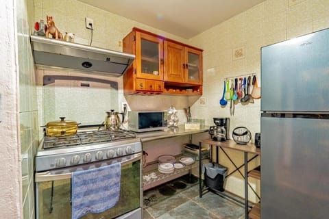 House, 4 Bedrooms, Balcony, Garden View | Interior