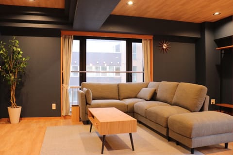 Triple Room | Iron/ironing board, free WiFi