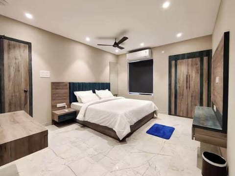 Premium bedding, memory foam beds, individually furnished
