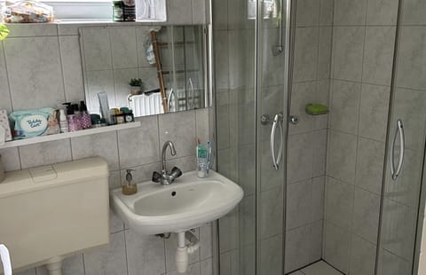 Bungalow Park Simpelveld - Alpha 89 - bathroom