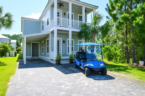 Includes a complimentary 6-passenger golf cart (LSV) for effortless trips to the beach.