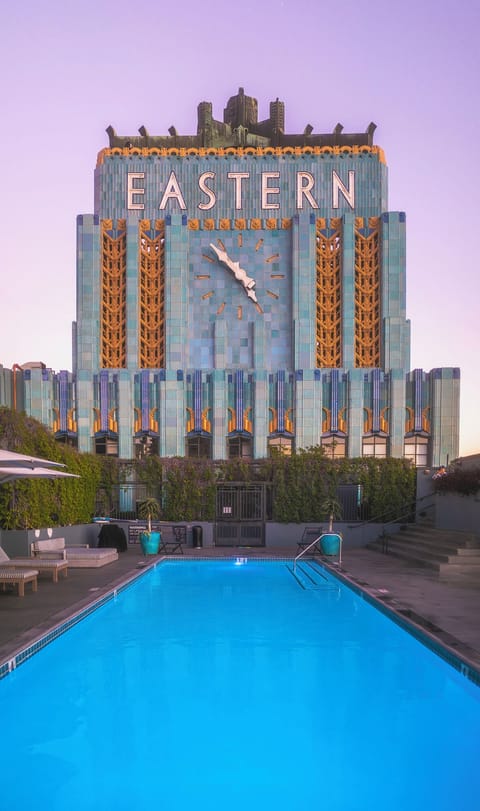 Pool