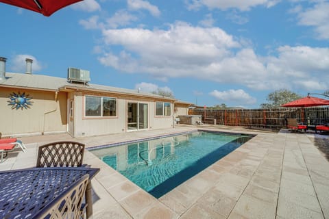 Cornville Vacation Rental | 3BR | 2BA | 1 Step to Enter | 1,900 Sq Ft