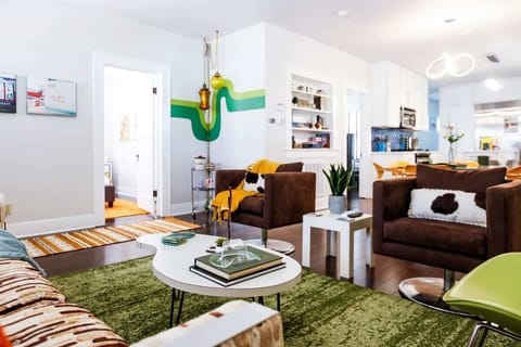 Living Room with Vintage Vives + bar cart
