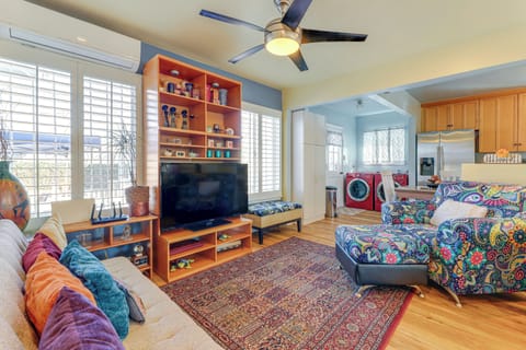 Living Room | Twin Futon | Smart TV