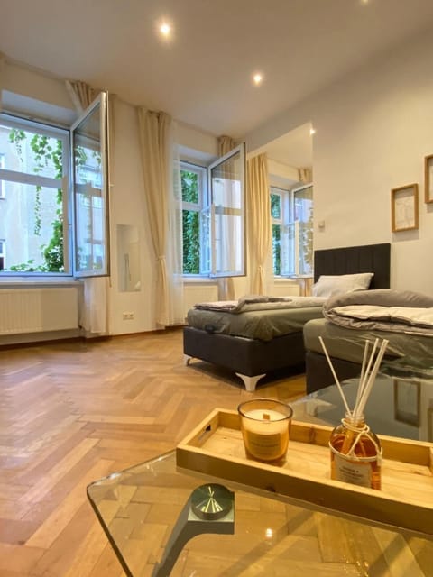 Basic Apartment | Iron/ironing board