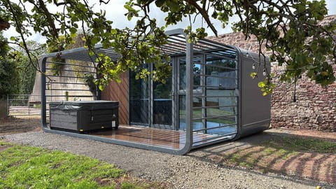 Studio | 1 bedroom, Internet