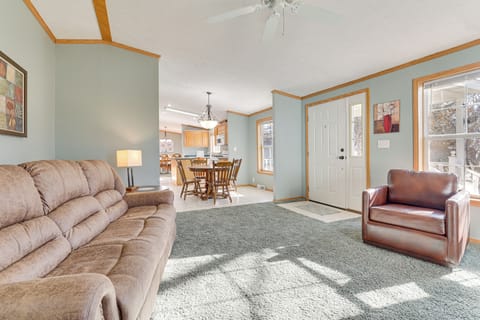 House (3 Bedrooms) | Interior