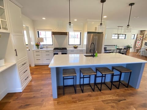 Fully stocked kitchen. We live hear normally so there are lots of items to use. 