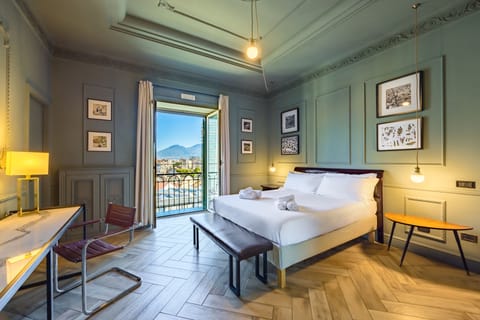 Apartment (3 Bedrooms) | 4 bedrooms, laptop workspace, bed sheets